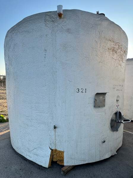 6,000 gallon stainless steel tank jacketed insulated