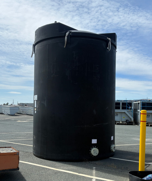 6650 gallon double walled poly tank