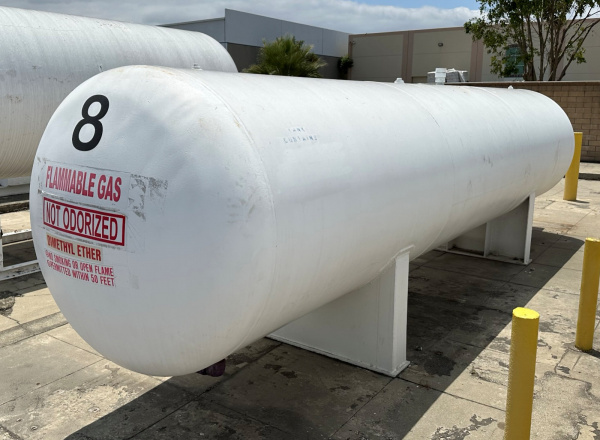 3,000 gallon propane tank and air receiver | 3,000 gallon propane tank and  air receiver